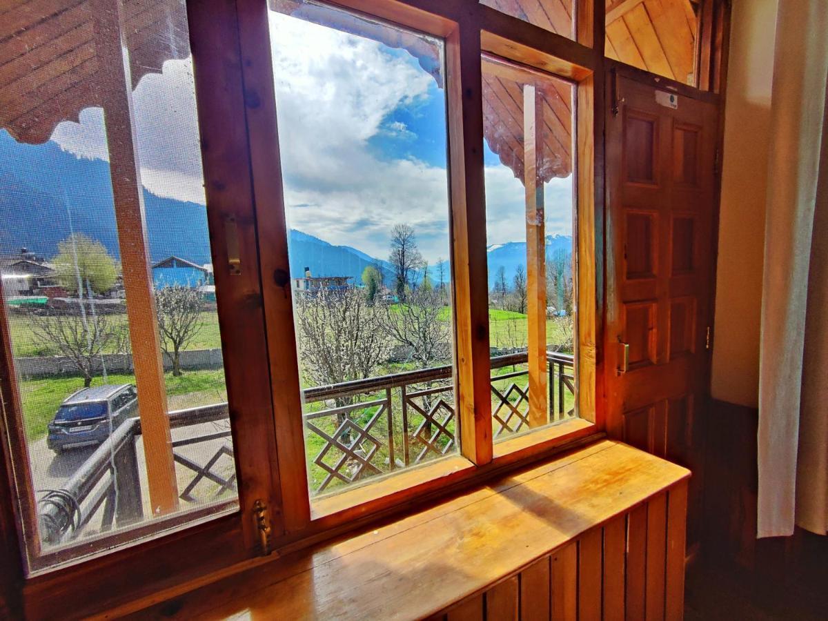 Resort Harippur Cottages And - Manali (Himachal Pradesh)