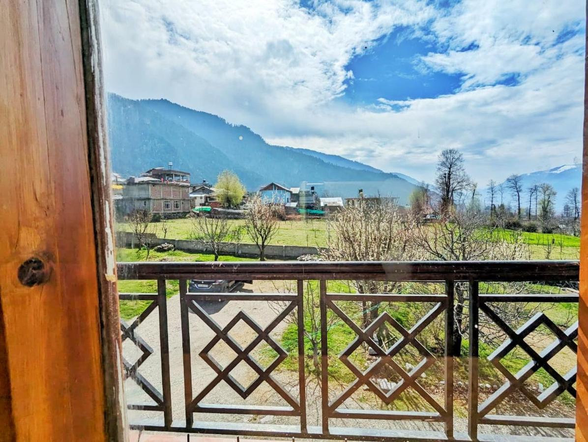 Harippur Cottages And -
