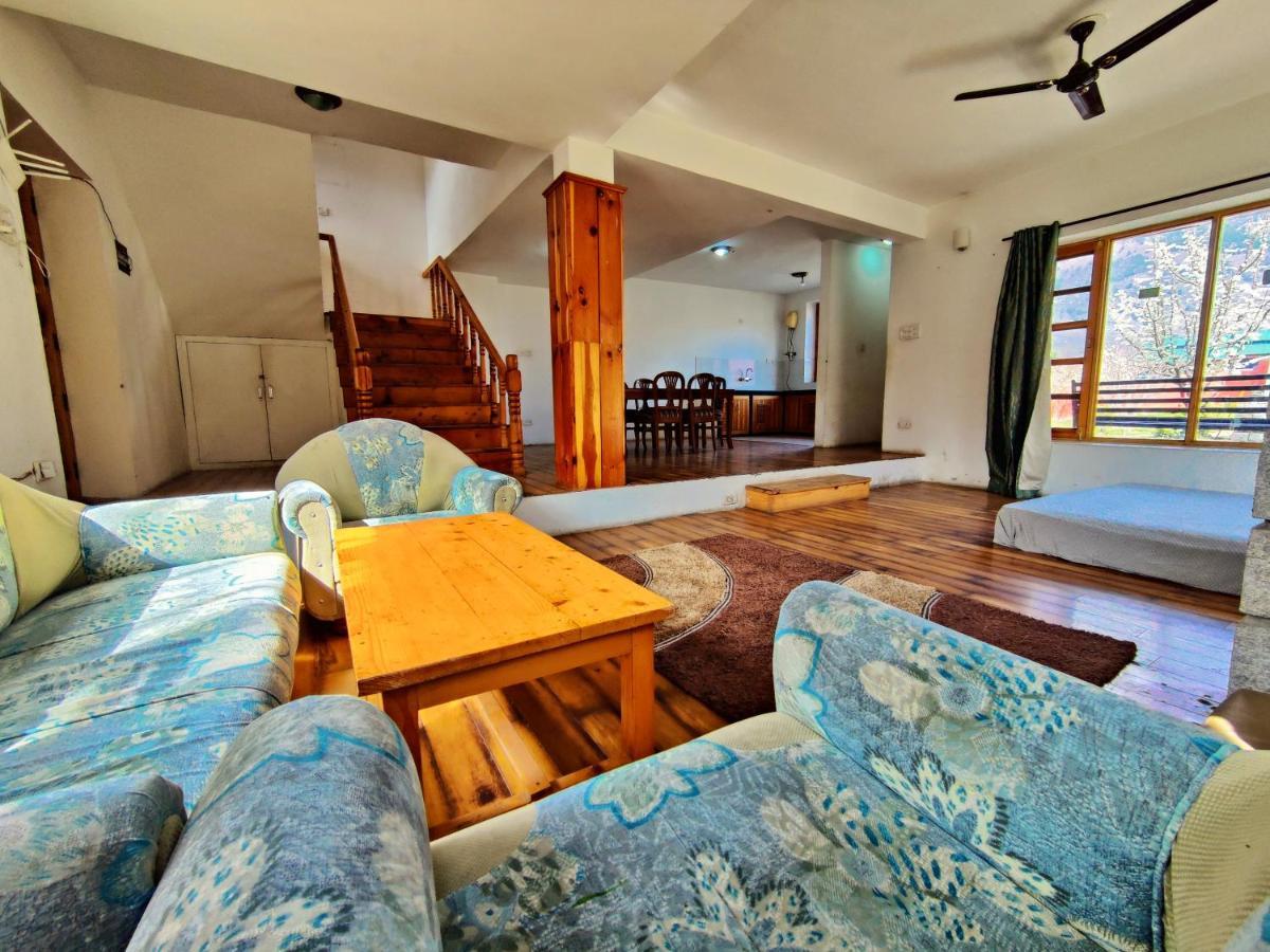 Harippur Cottages And -
